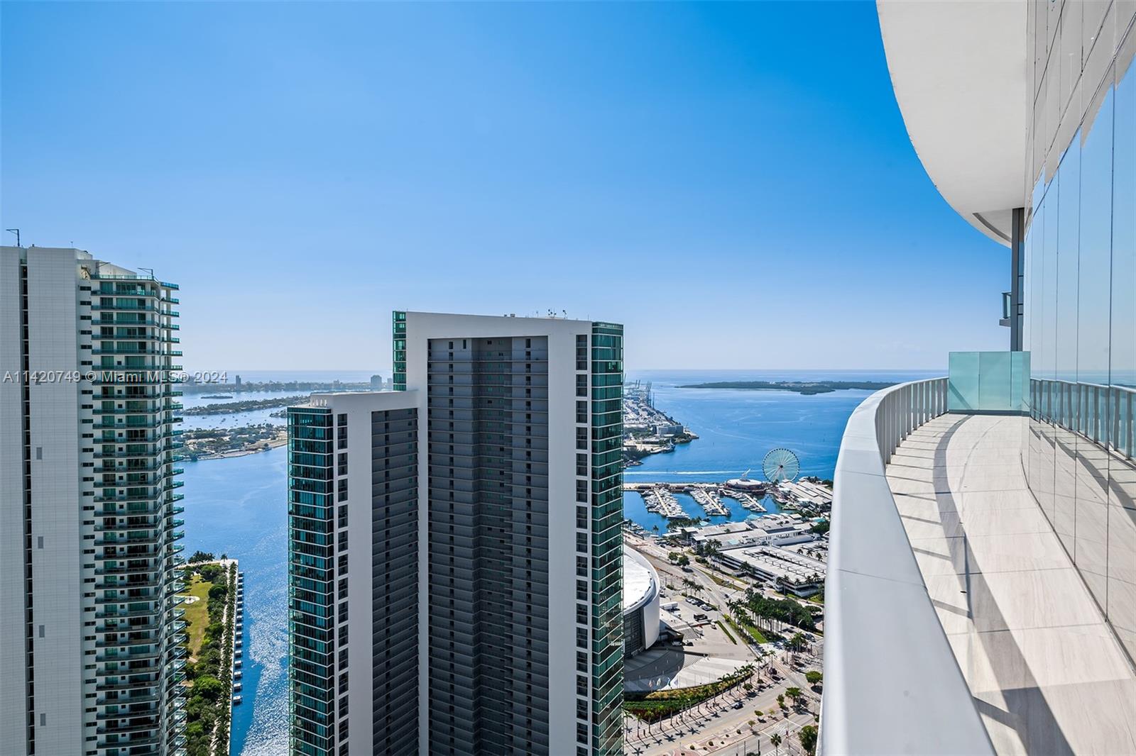 PARAMOUNT MIAMI WORLDCENT - Residential