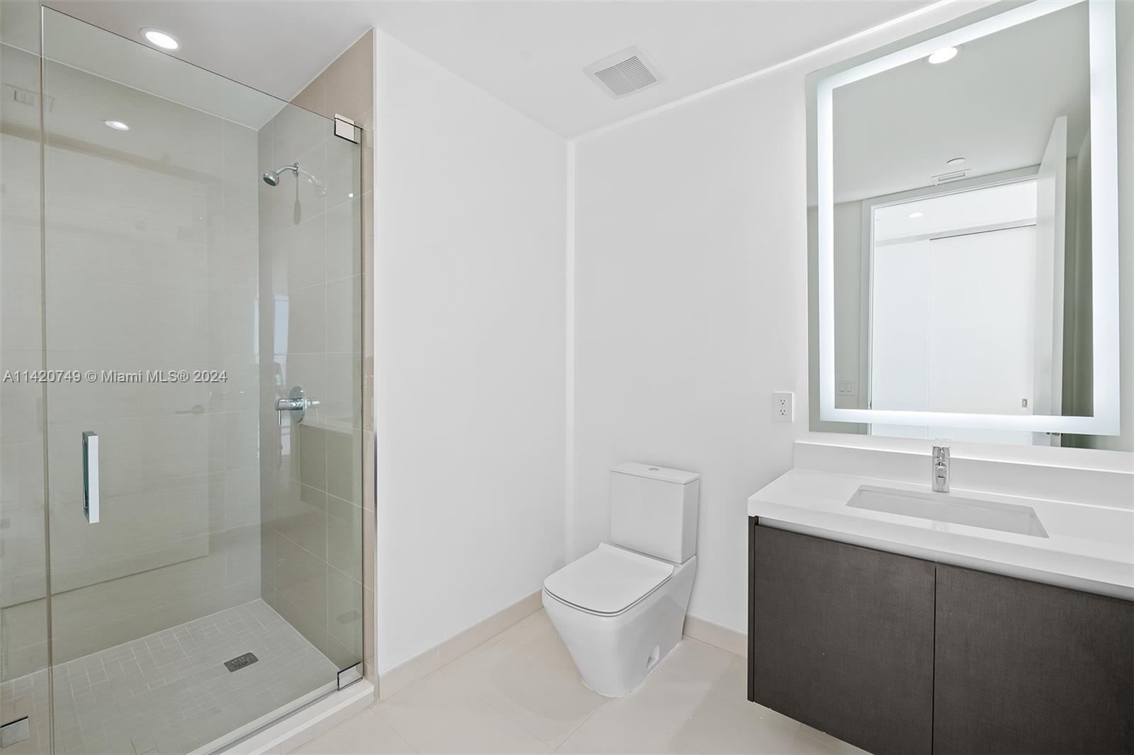 PARAMOUNT MIAMI WORLDCENT - Residential