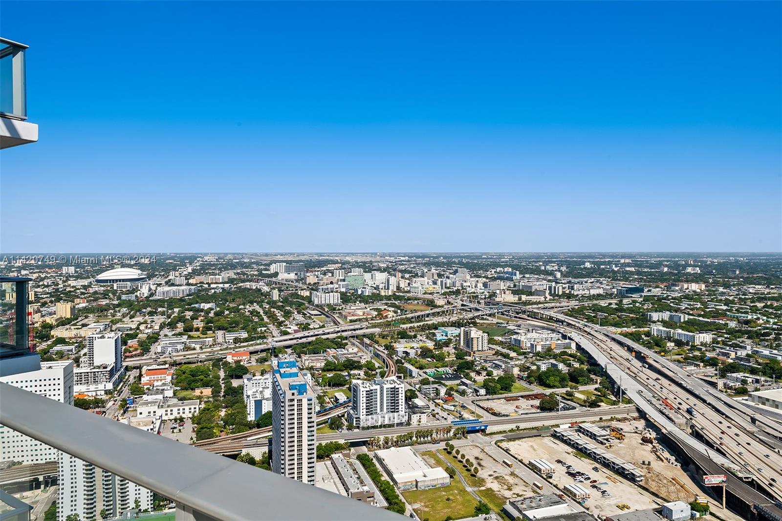 PARAMOUNT MIAMI WORLDCENT - Residential