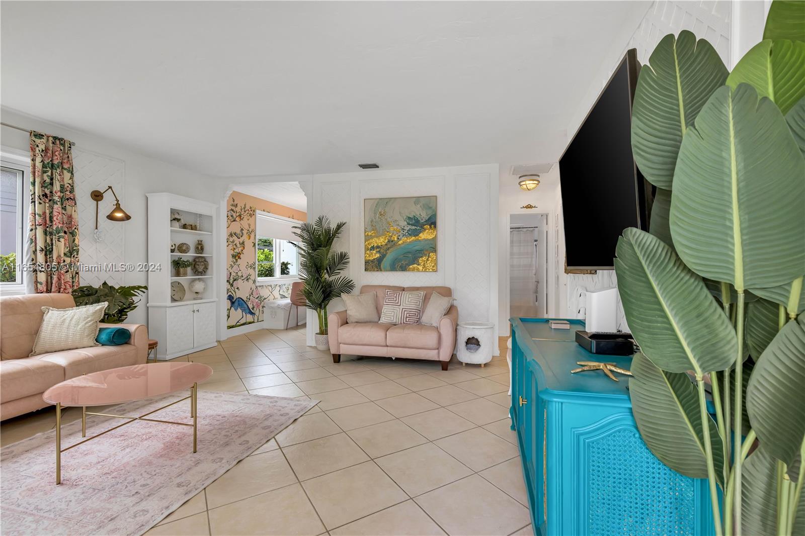 SUNSET TRAILS - Residential