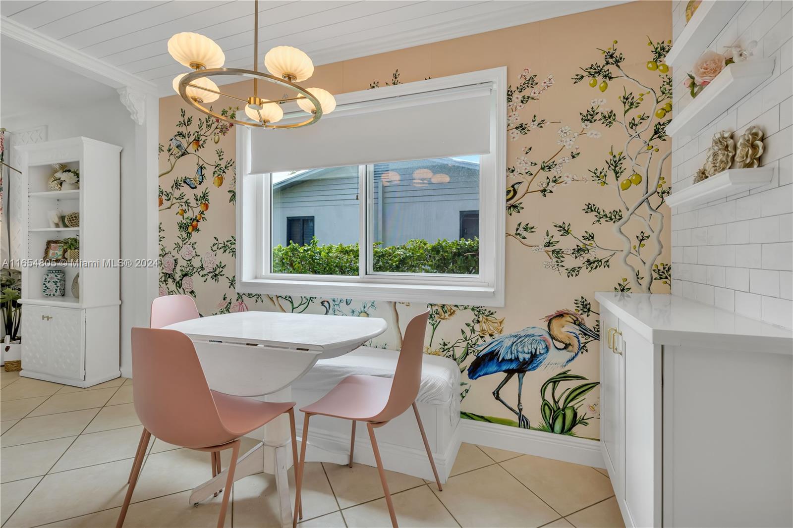 SUNSET TRAILS - Residential