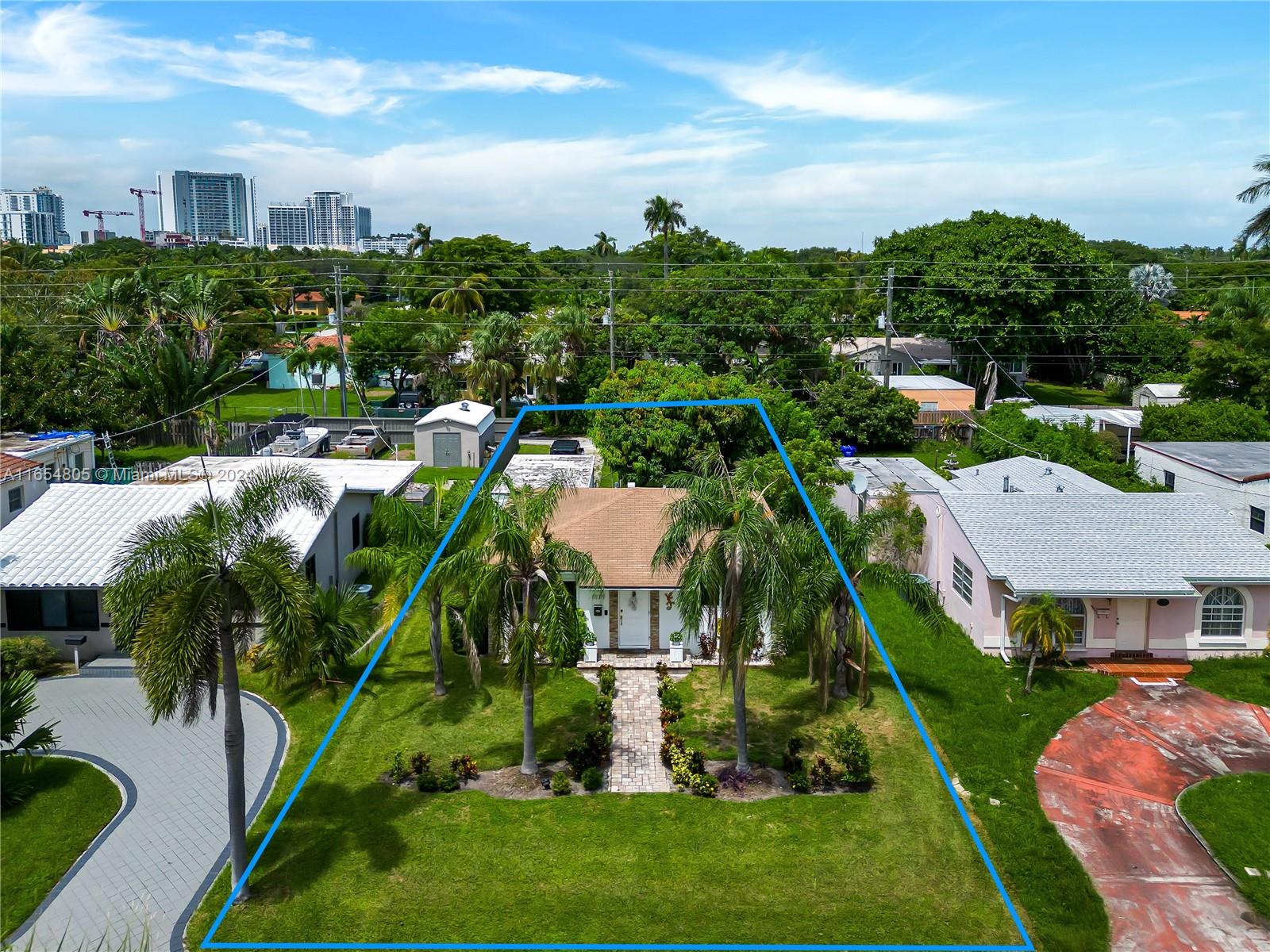 SUNSET TRAILS - Residential