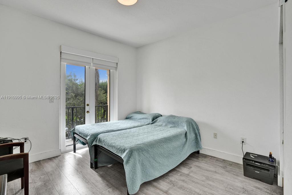 COURTS AT TUSCANY WEST - Residential