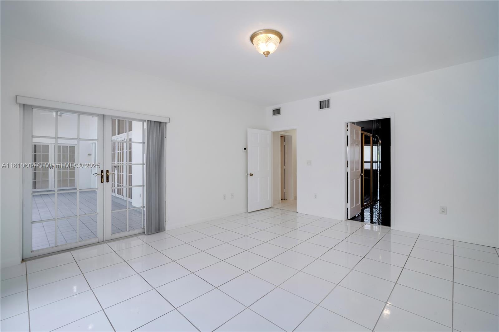 WINDEMERE WOODE - Residential