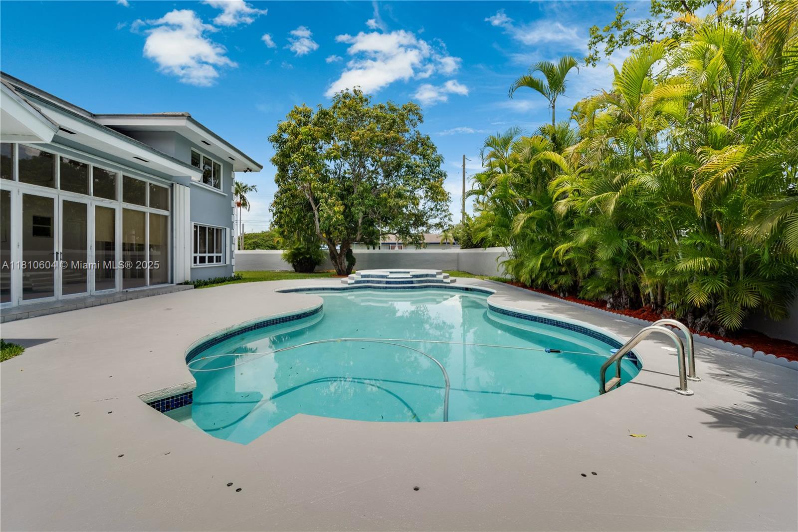 WINDEMERE WOODE - Residential