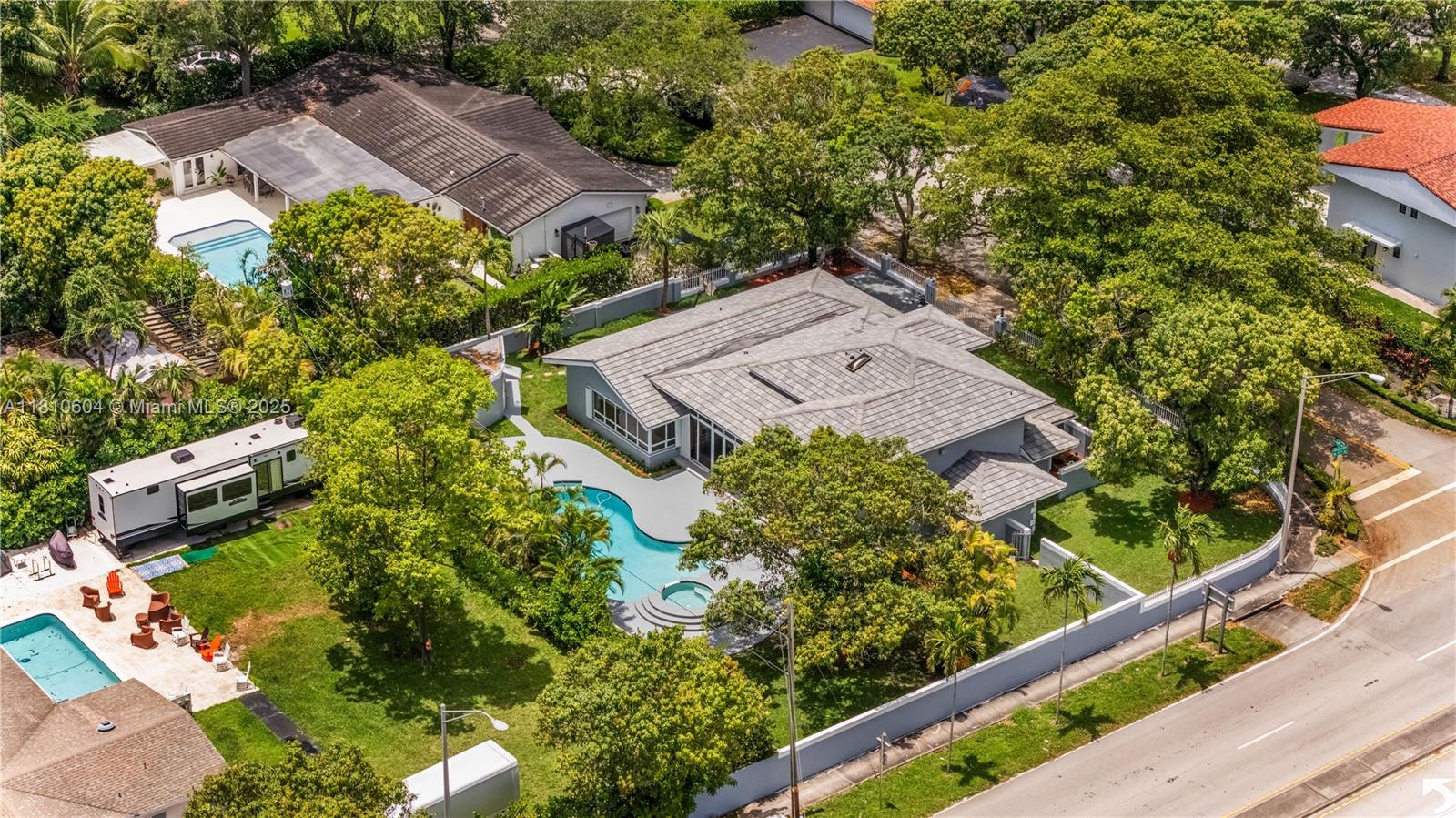 WINDEMERE WOODE - Residential