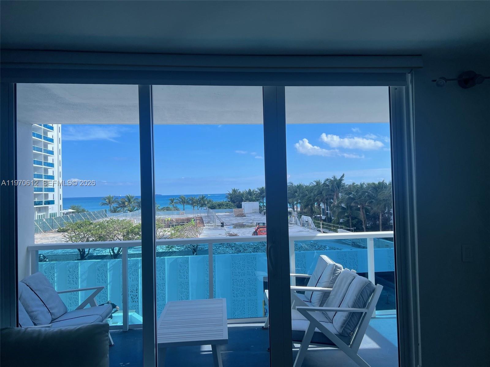 2301 Collins Ave 338