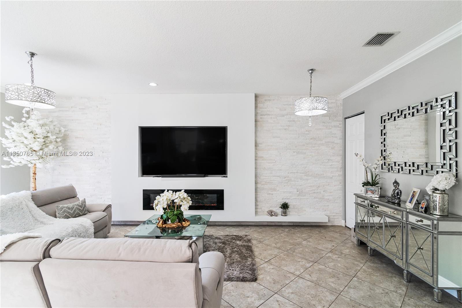 FOXCROFT HOMES PHASE II - Residential