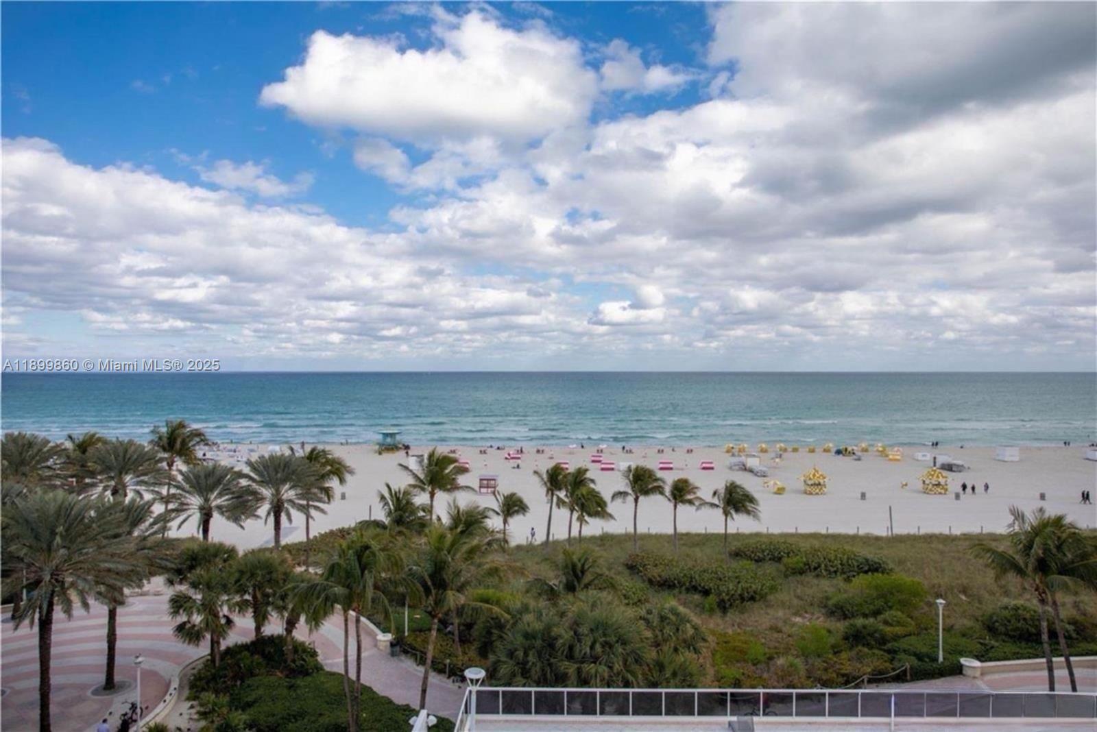 THE DECOPLAGE CONDO - Residential