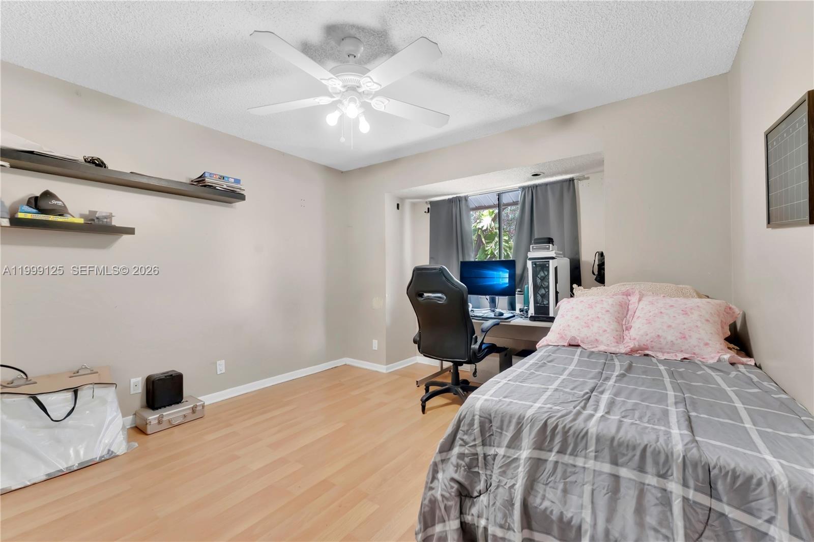 NOB HILL AT WELLEBY CONDO - Residential