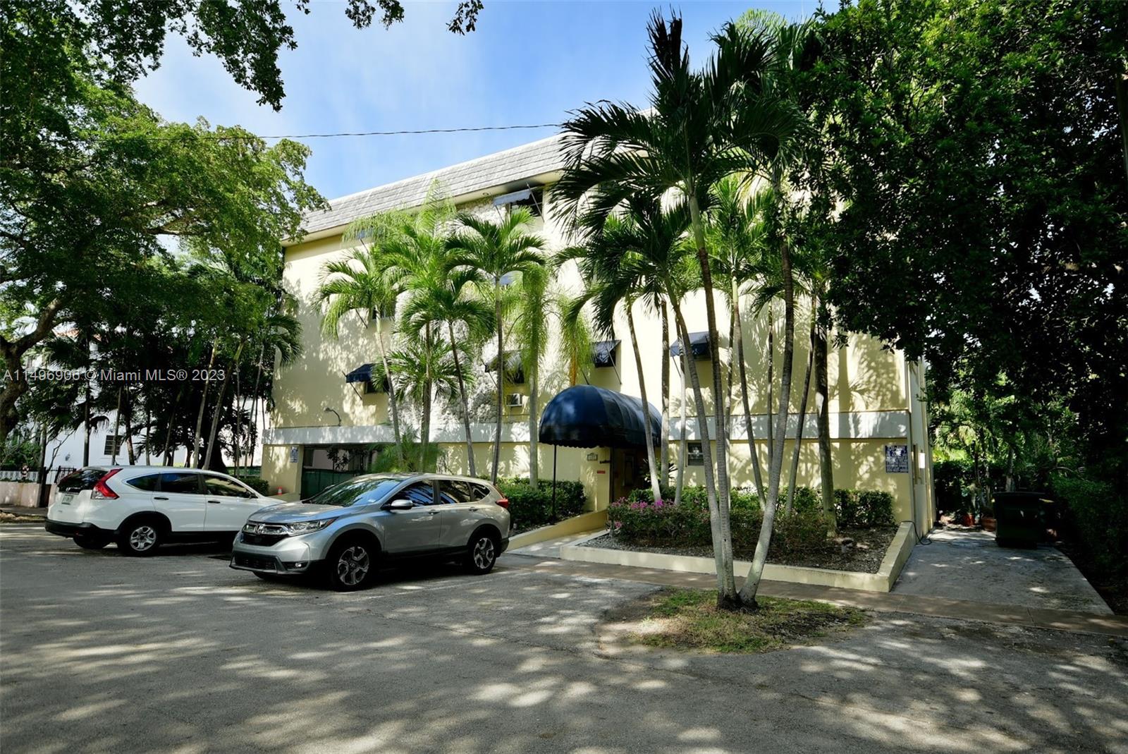 Property for Sale at 427 Santander Ave 203, Coral Gables, Broward County, Florida - Bedrooms: 1 
Bathrooms: 1  - $320,000