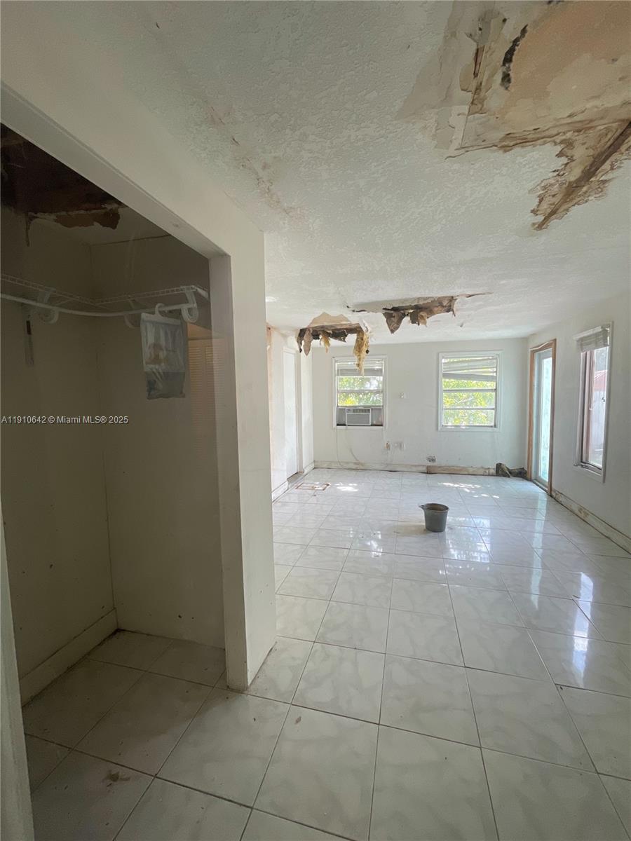 MIRAMAR SEC 7 - Residential