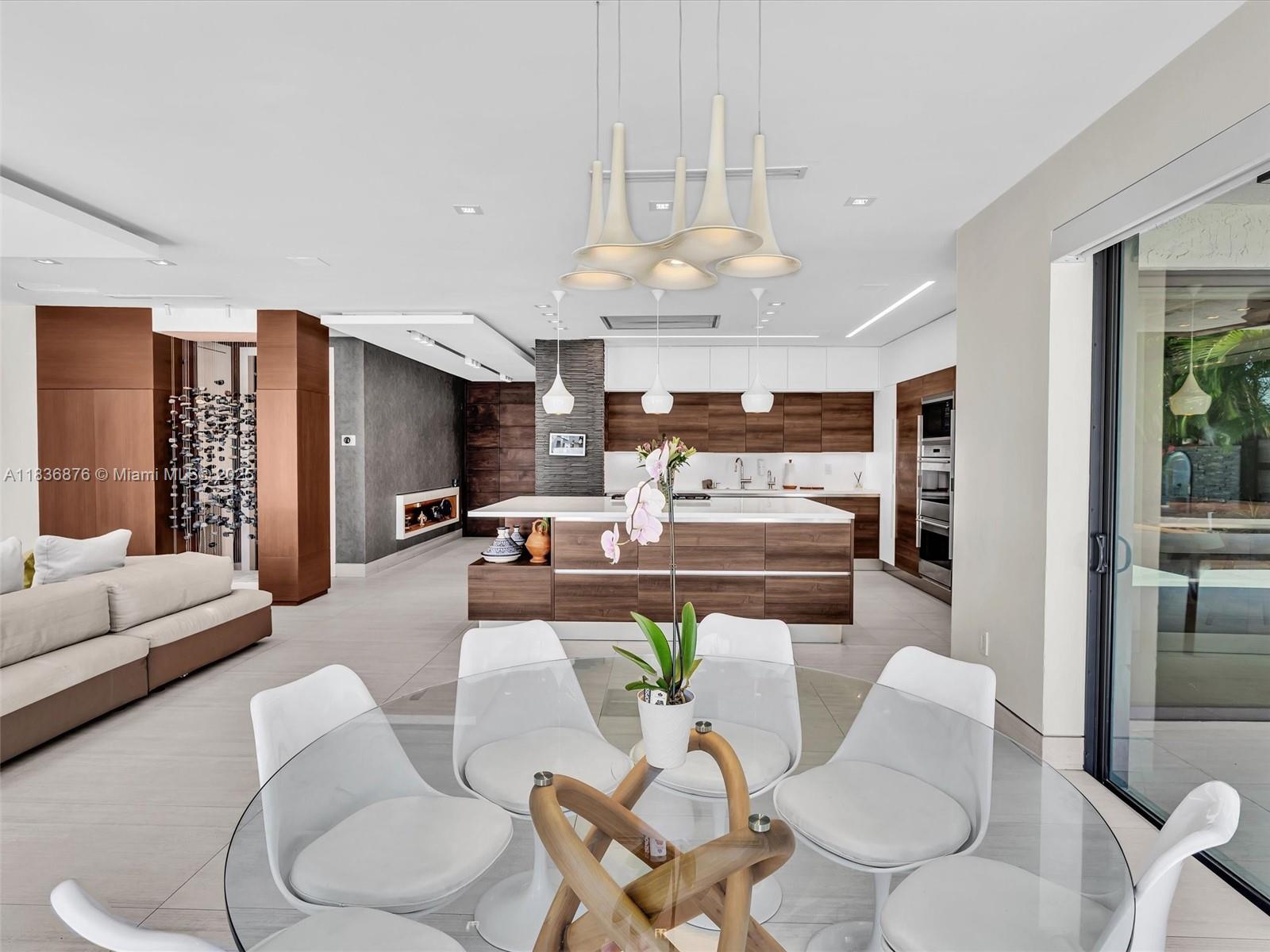 HIGHLAND LAKES EAST - Residential