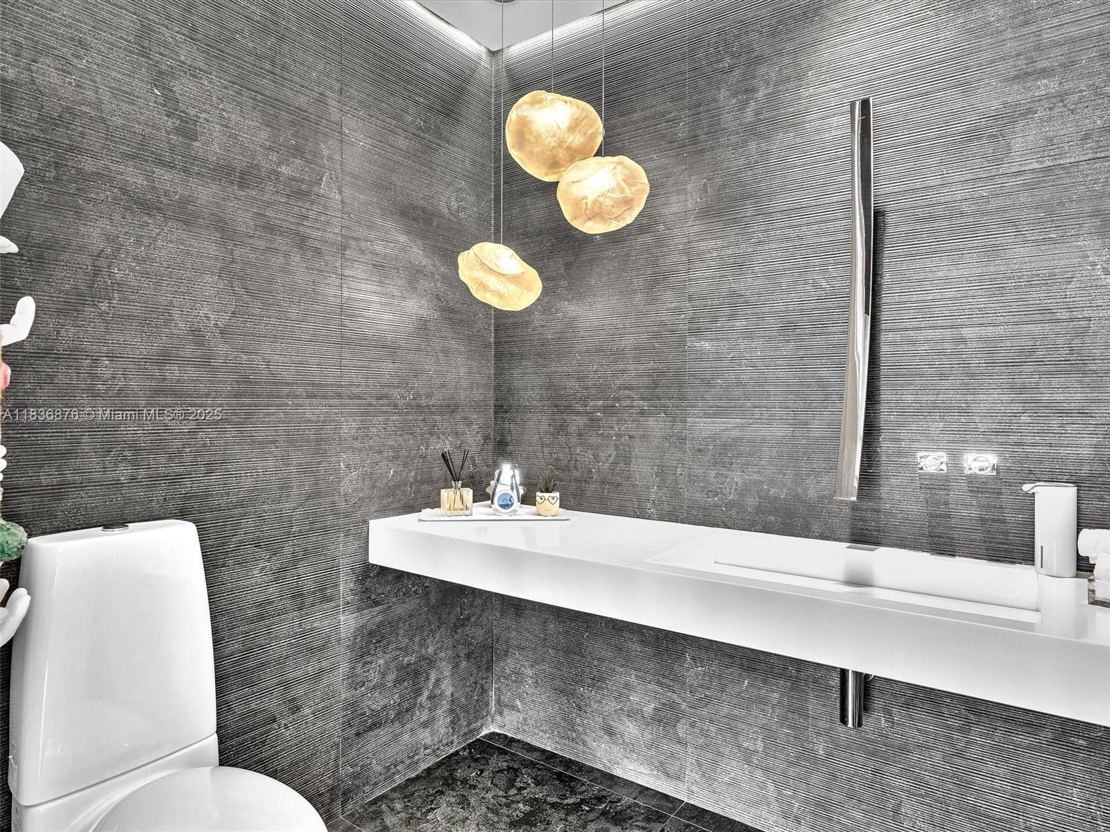 HIGHLAND LAKES EAST - Residential