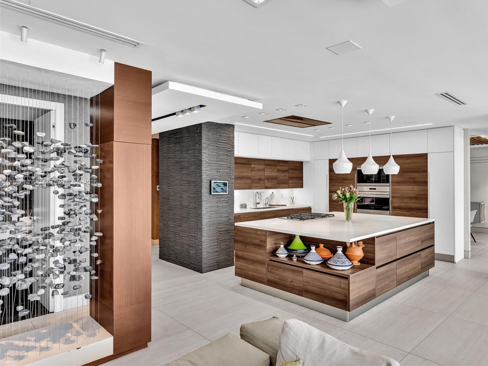 HIGHLAND LAKES EAST - Residential