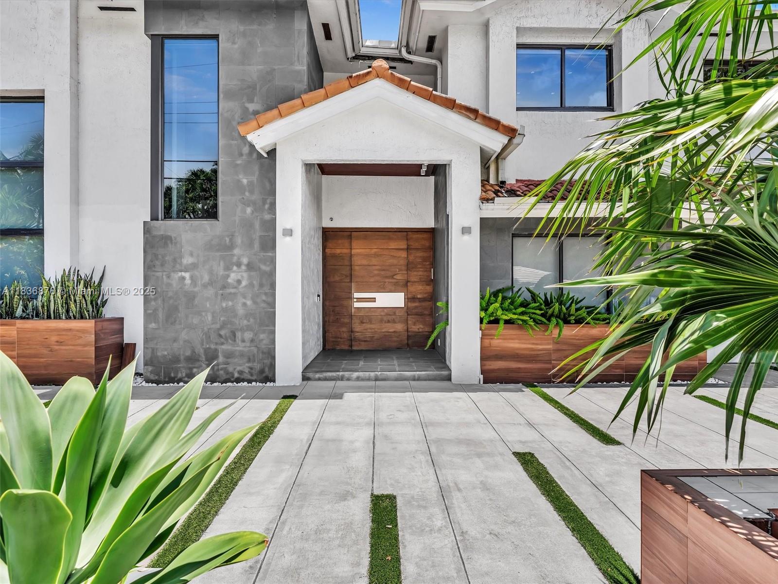 HIGHLAND LAKES EAST - Residential