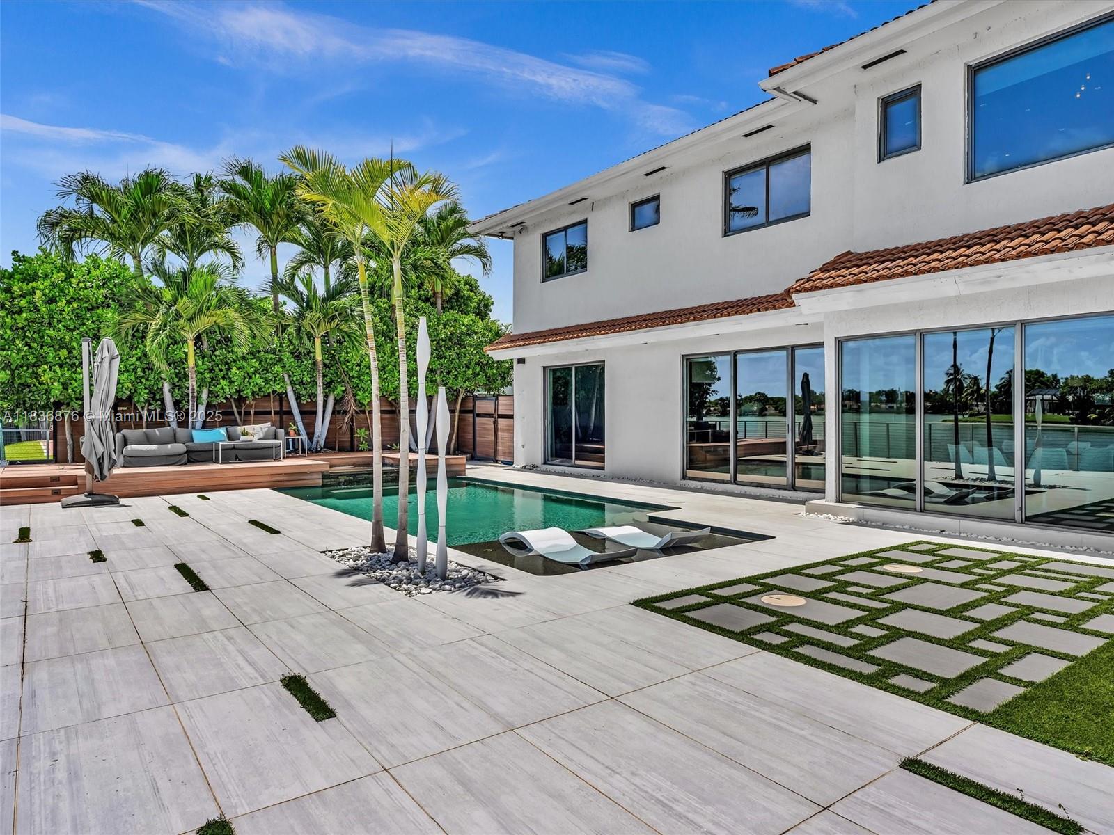 HIGHLAND LAKES EAST - Residential