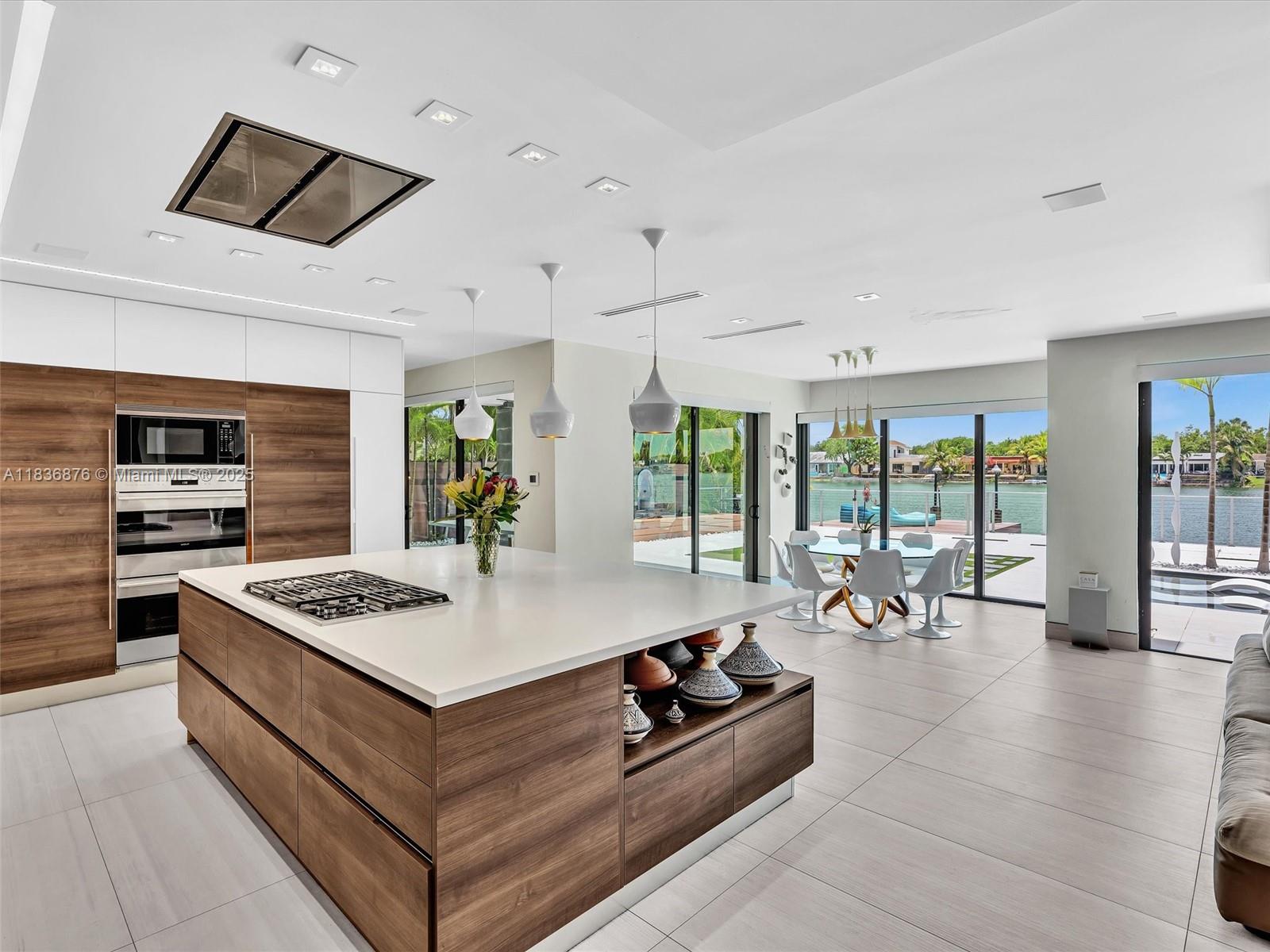 HIGHLAND LAKES EAST - Residential