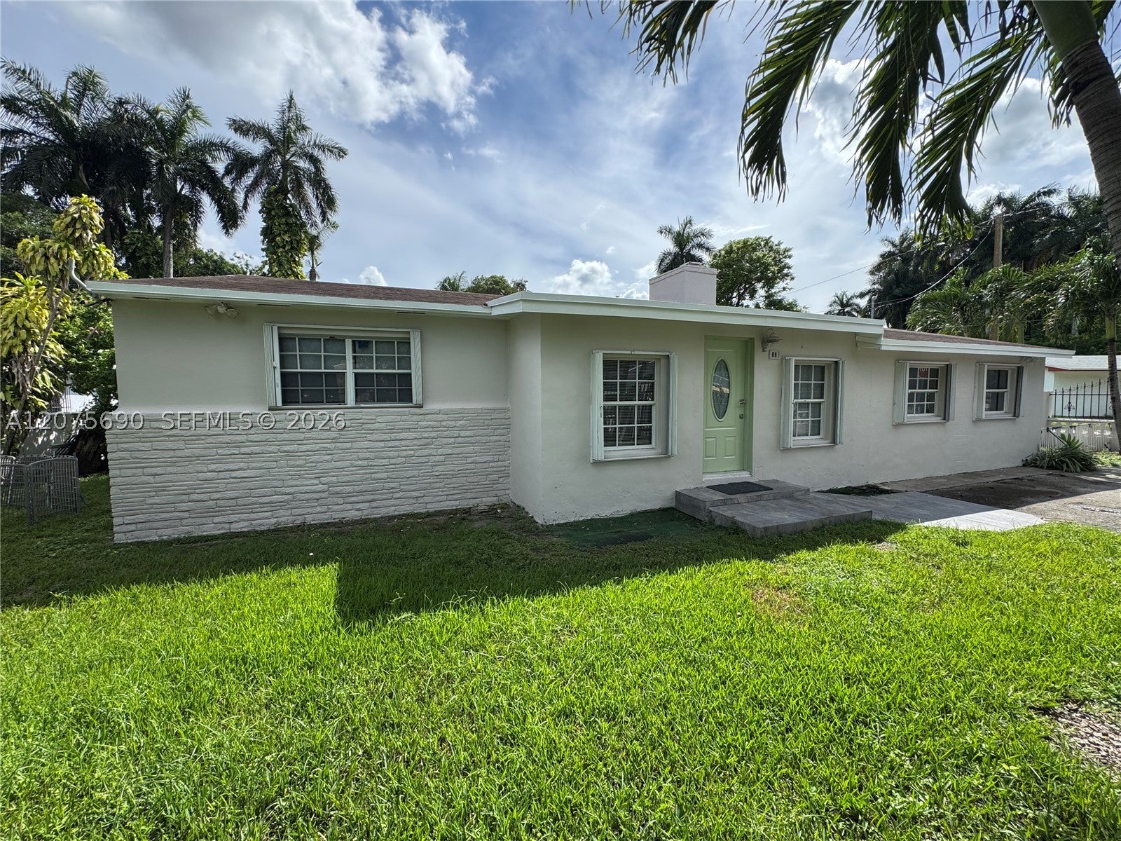 88 NW 85th St 1
