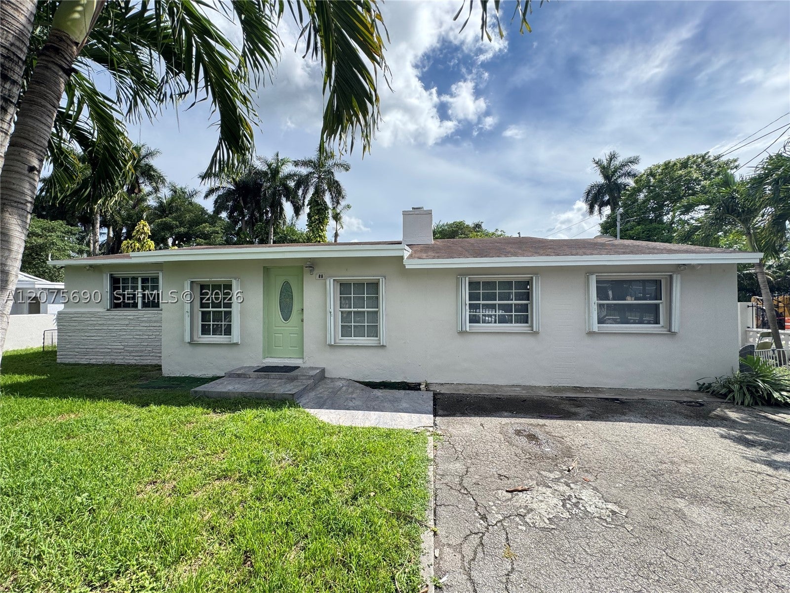 88 NW 85th St 1
