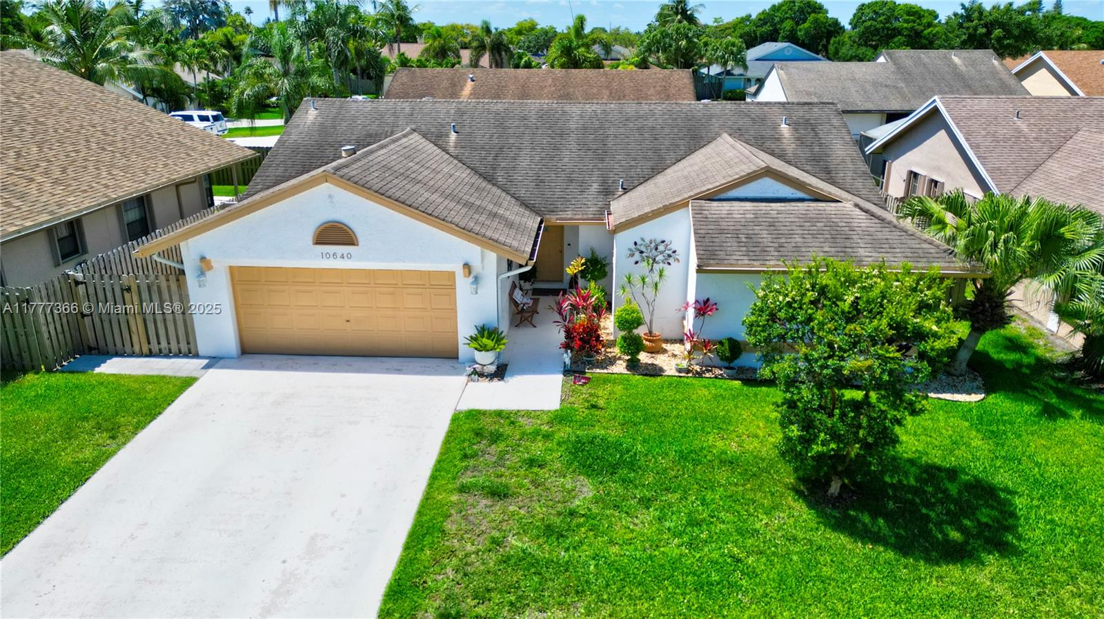 10640 Nw 32nd St, Sunrise, Miami-Dade County, Florida - 3 Bedrooms  
2 Bathrooms - 