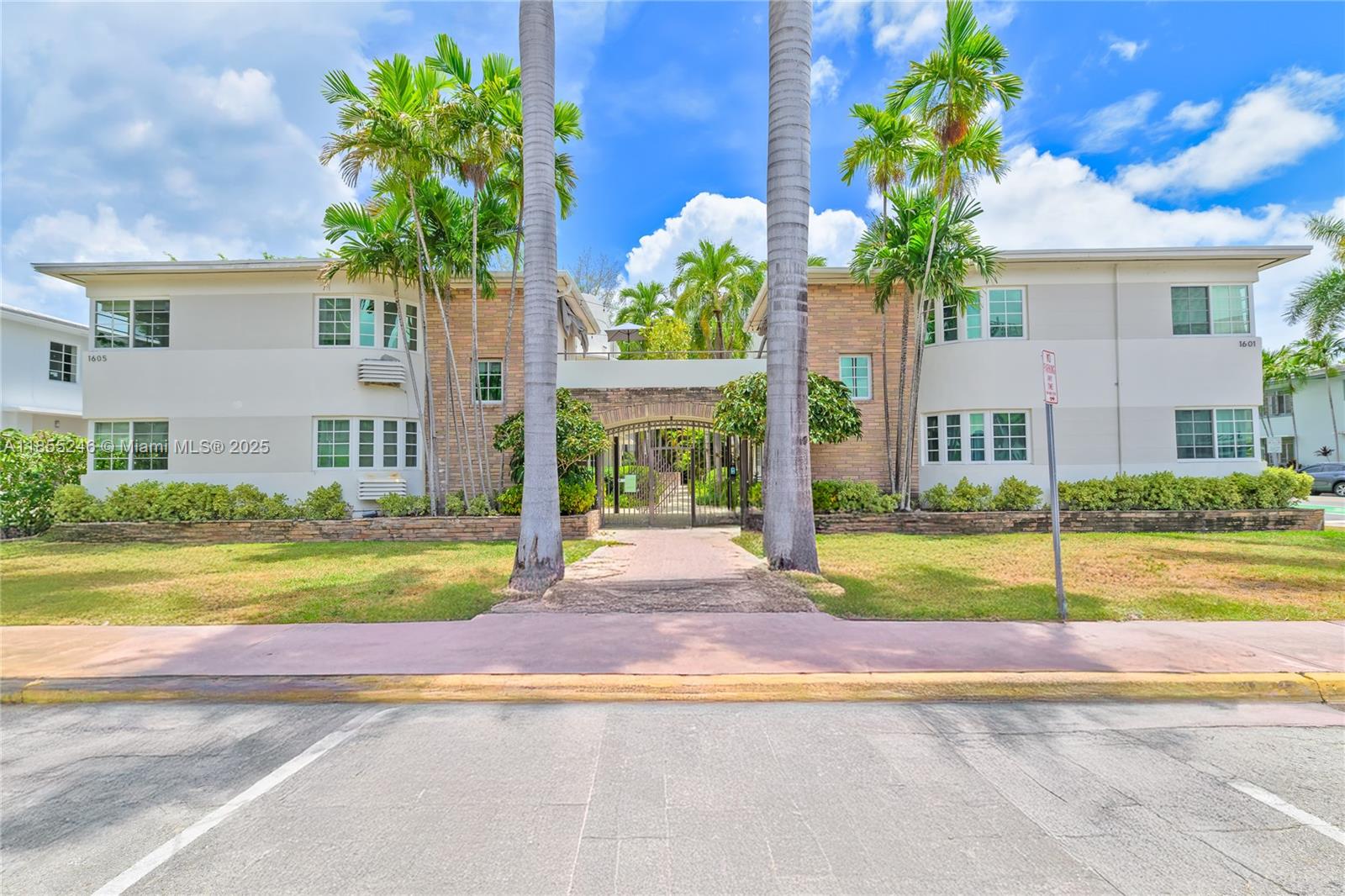 South Beach Living at Its Best! Move right into this charming 1BR/1BA 746 sq ft Art Deco beauty - renovated kitchen & bath, gorgeous wood floors, in-unit all-in one washer/dryer, and brand-new impact windows & doors coming soon! Just 1 block to Lincoln Road, steps to the beach, dining, markets & shopping. Quick condo approval / Secure building / Beautiful courtyard. Call today and make South Beach your home!