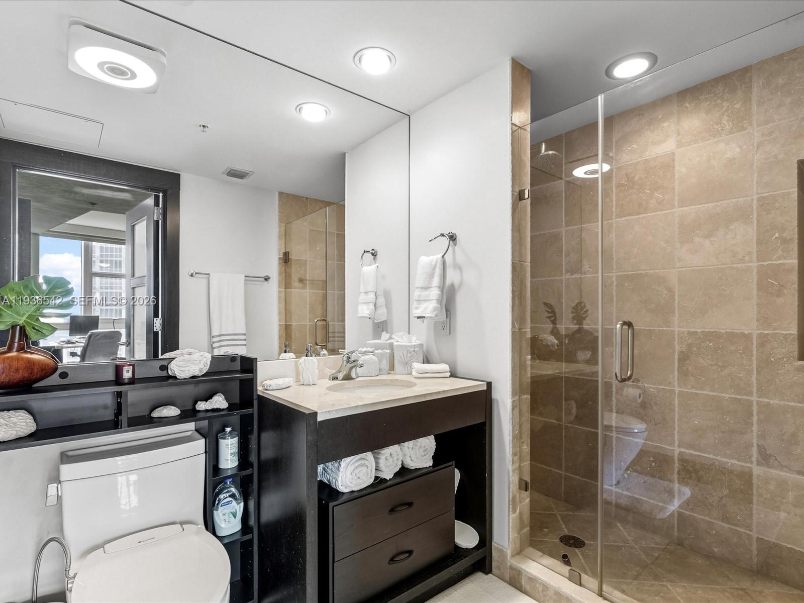 TRUMP ROYALE CONDO - Residential