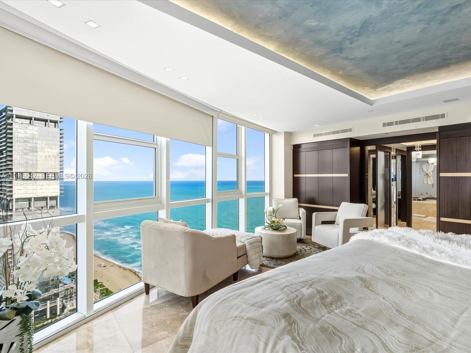 TRUMP ROYALE CONDO - Residential