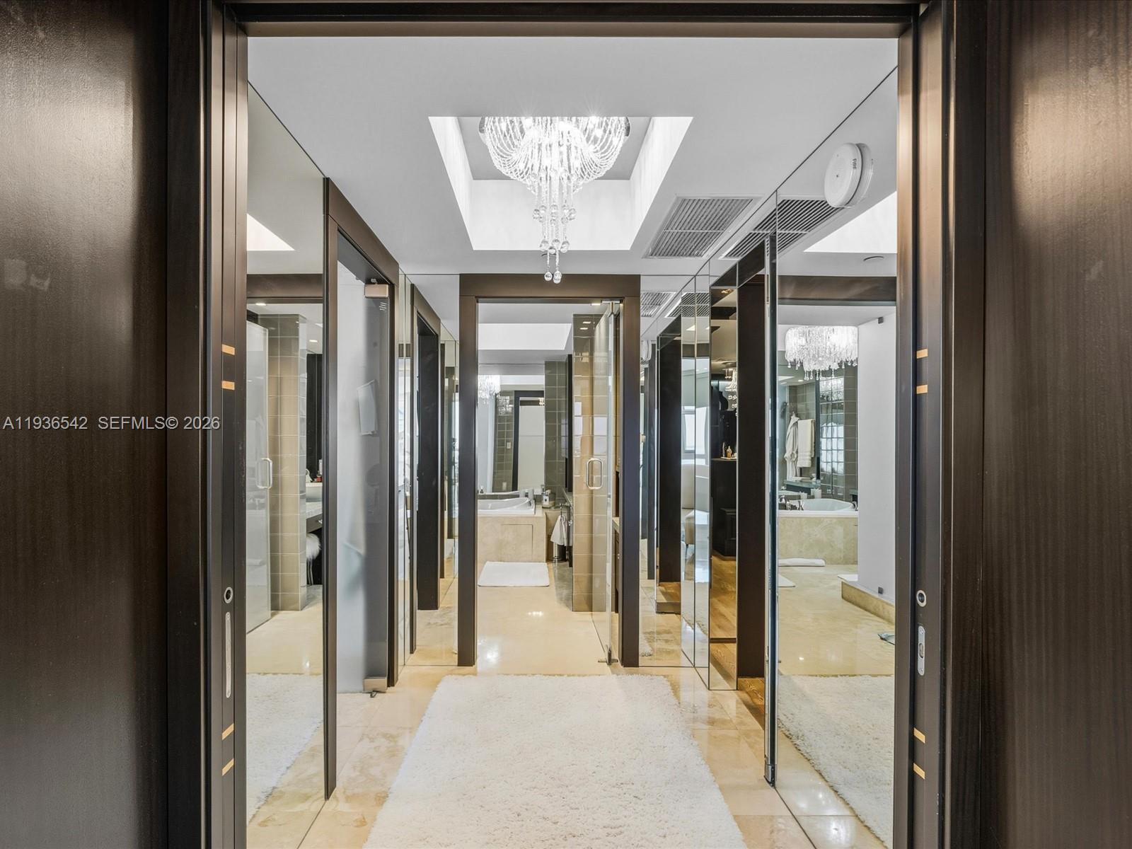 TRUMP ROYALE CONDO - Residential