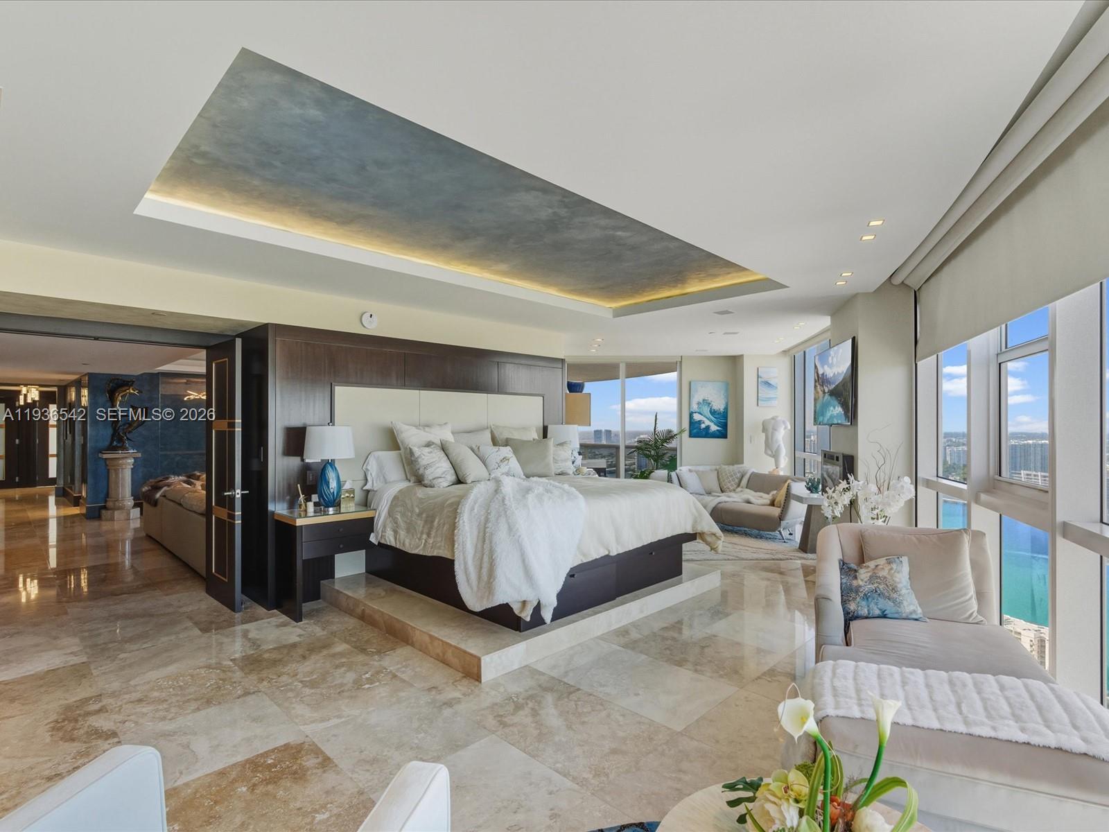 TRUMP ROYALE CONDO - Residential