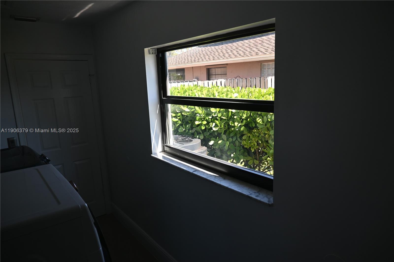 SUGAR POND MANOR OF WELLI - Residential Lease