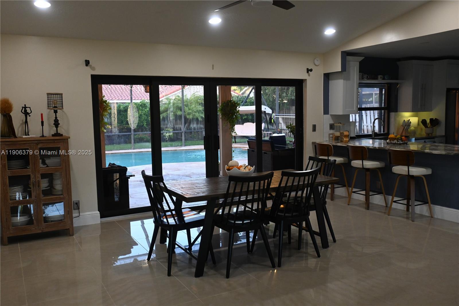 View photos, virtual tours, details... 14229 Stirrup Ln