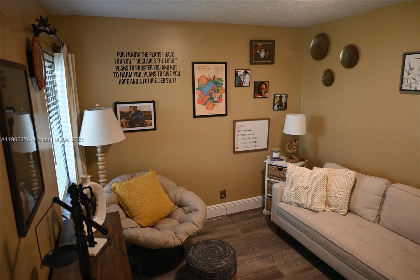 SUGAR POND MANOR OF WELLI - Residential Lease