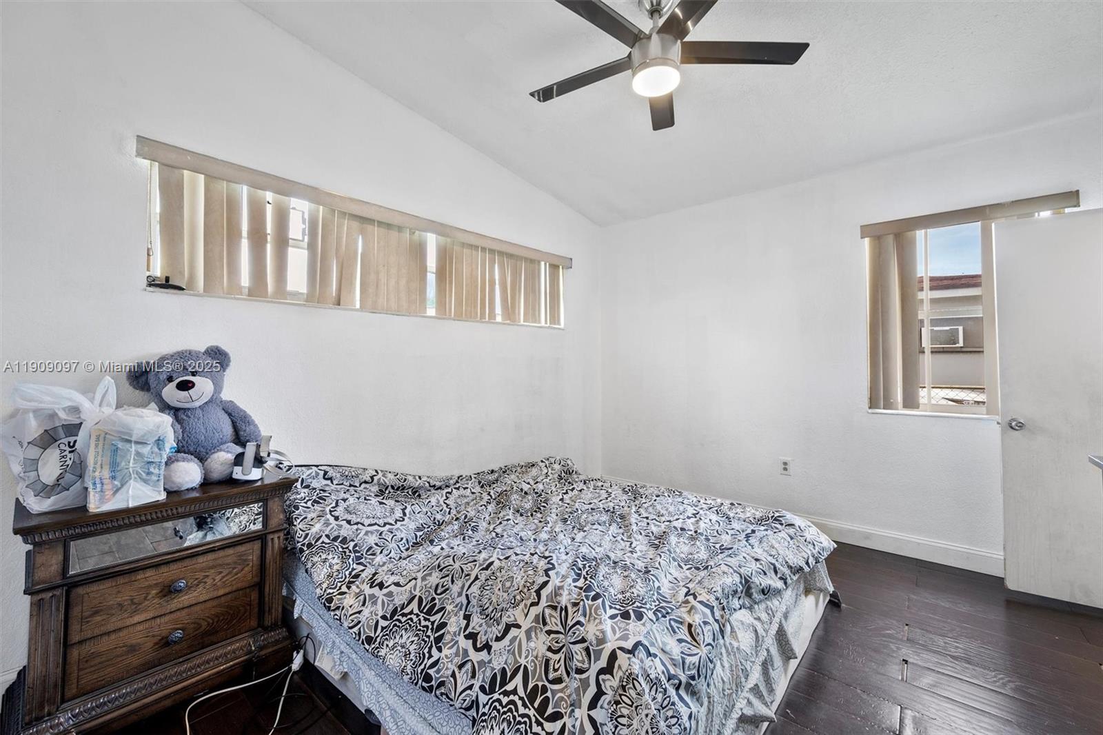 FLEETWOOD GARDENS SEC 1 - Residential