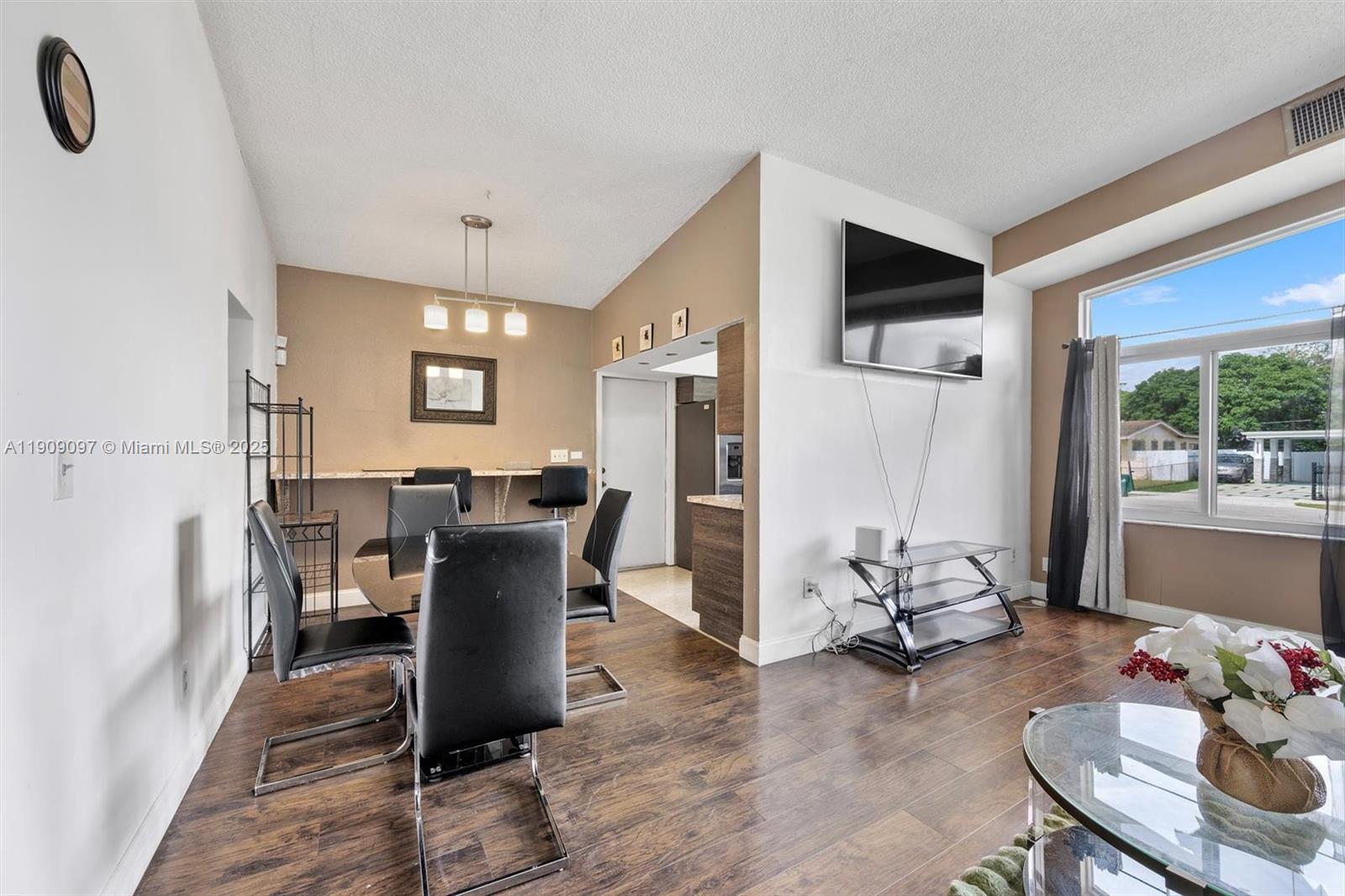 FLEETWOOD GARDENS SEC 1 - Residential