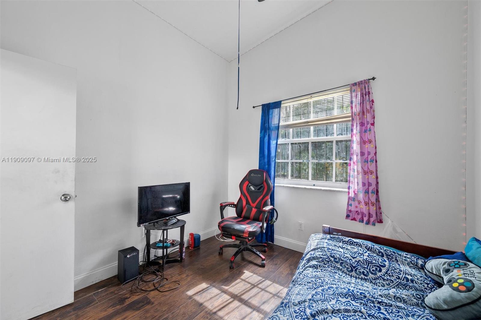 FLEETWOOD GARDENS SEC 1 - Residential