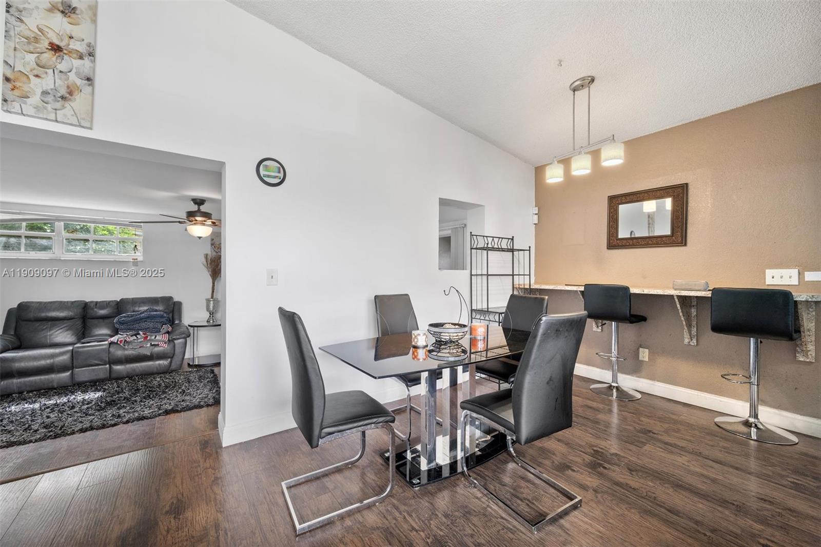 FLEETWOOD GARDENS SEC 1 - Residential