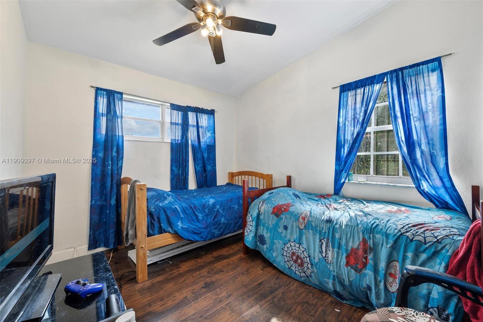 FLEETWOOD GARDENS SEC 1 - Residential