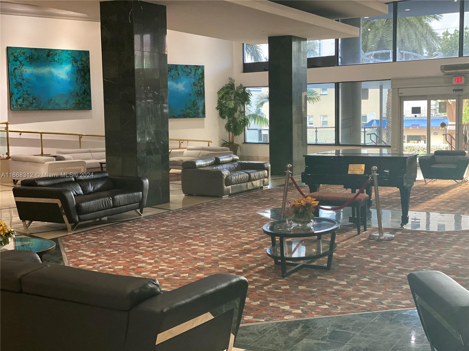 THE CASABLANCA CONDO - Residential