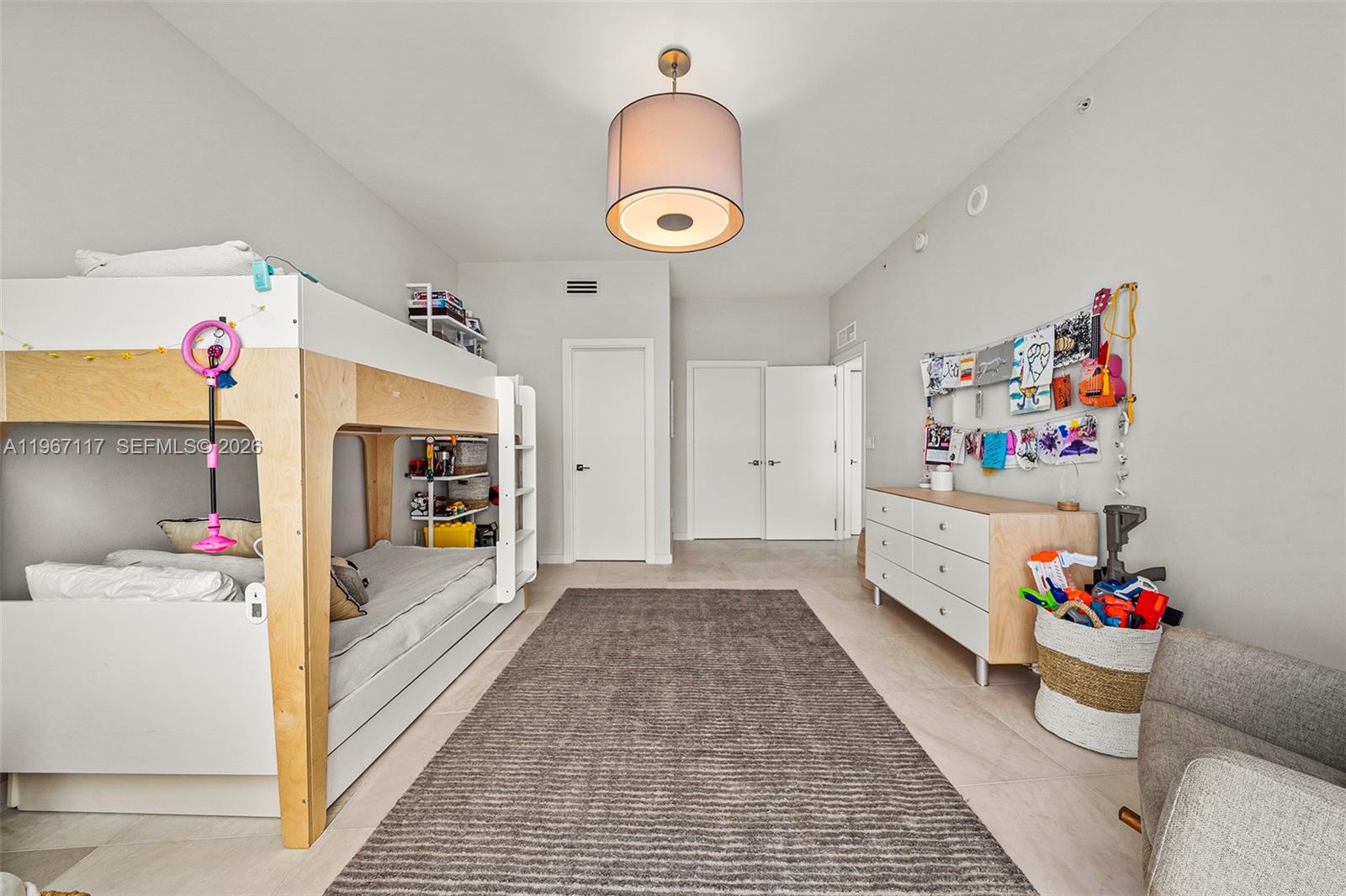 PARAMOUNT BAY CONDO - Residential