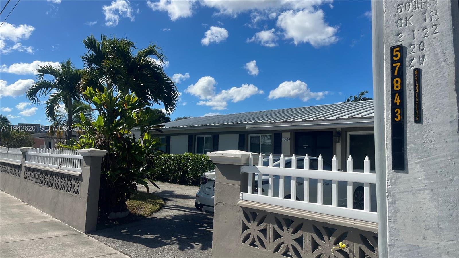 21ST CENTURY HOMES 3RD SE - Residential