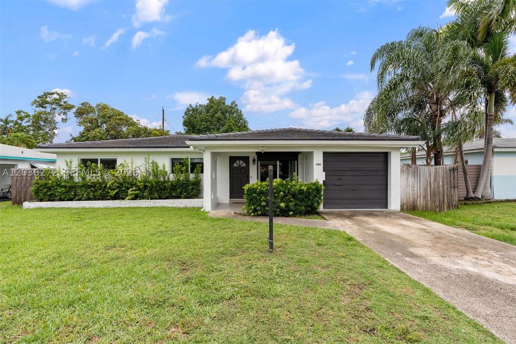 Photo of 706 N 32nd Ct, Hollywood, FL 33021 (MLS # A12036272)