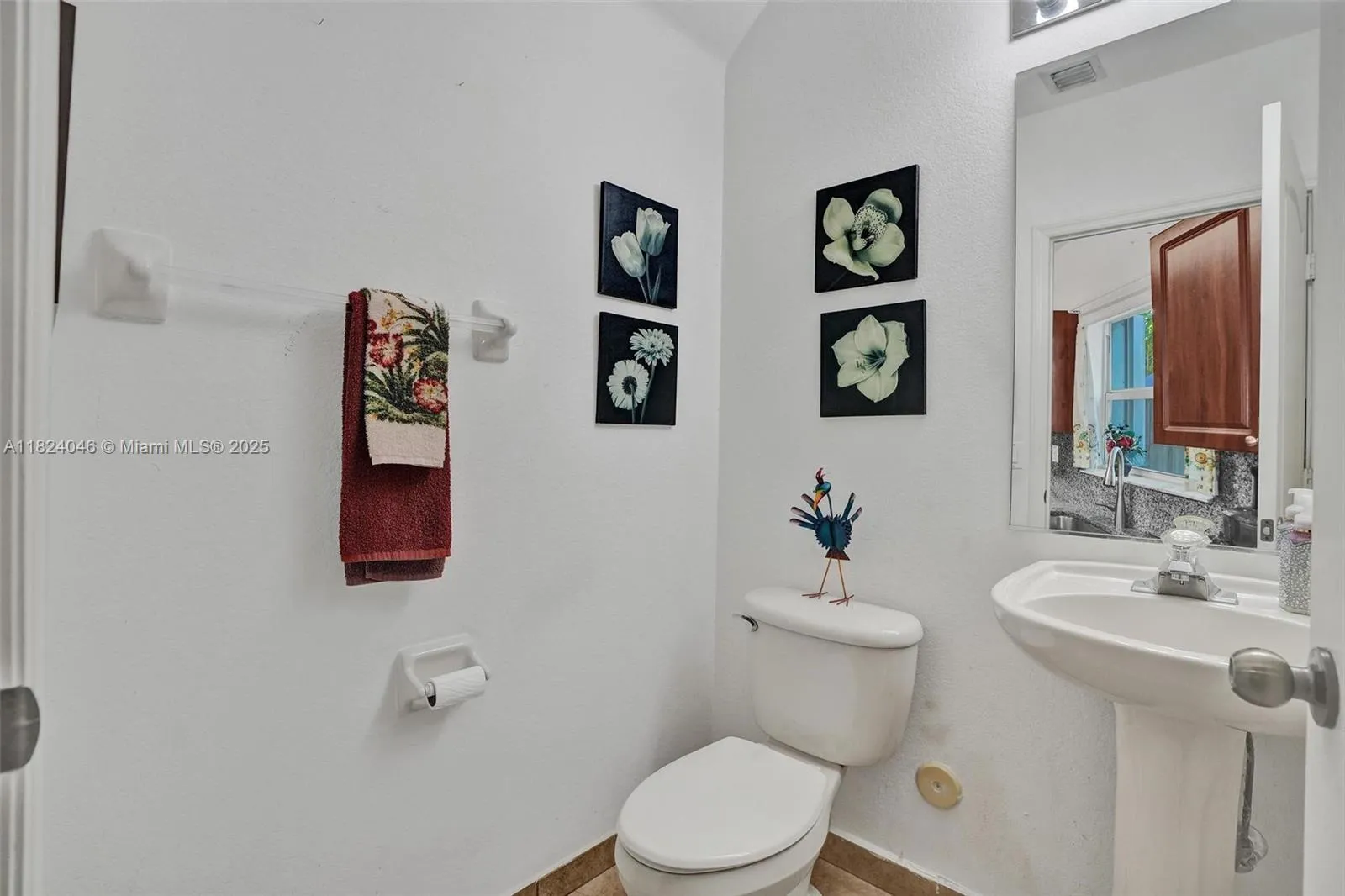 Miami, Florida 33194, United States, 3 Bedrooms Bedrooms, ,3 BathroomsBathrooms,Residential,Active,155958