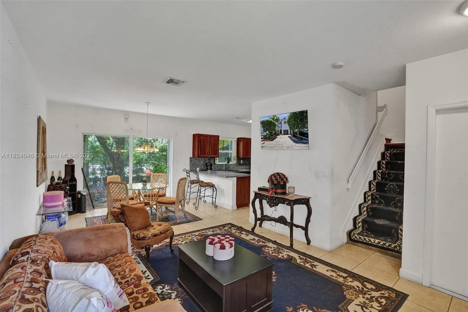 Miami, Florida 33194, United States, 3 Bedrooms Bedrooms, ,3 BathroomsBathrooms,Residential,Active,155958