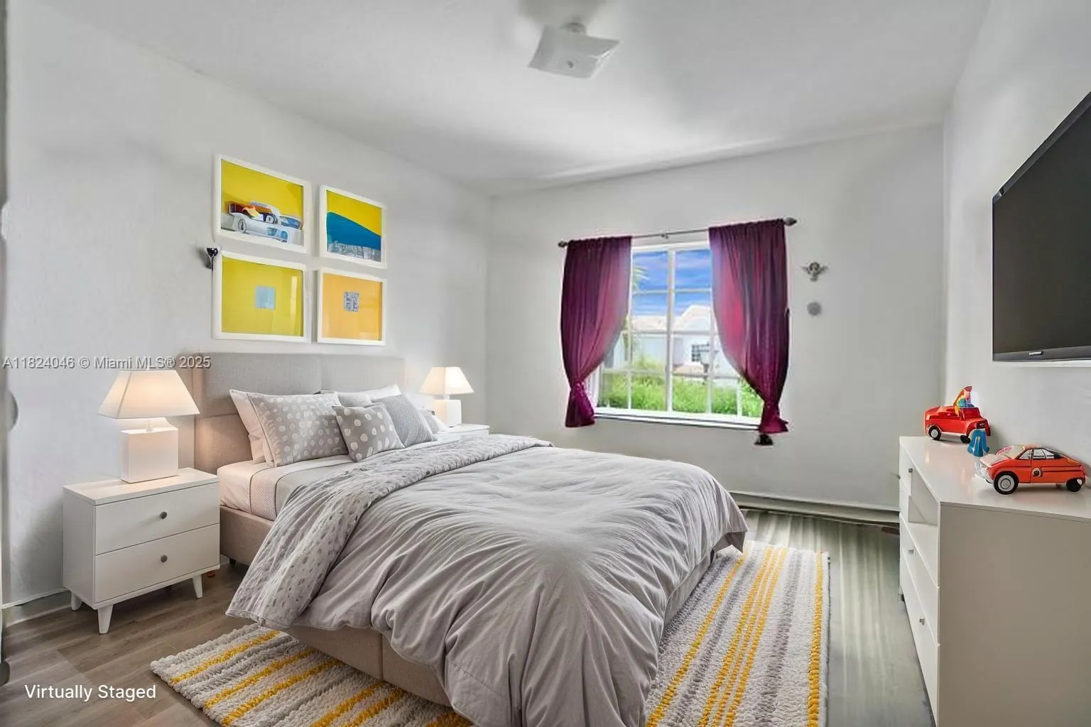 Miami, Florida 33194, United States, 3 Bedrooms Bedrooms, ,3 BathroomsBathrooms,Residential,Active,155958