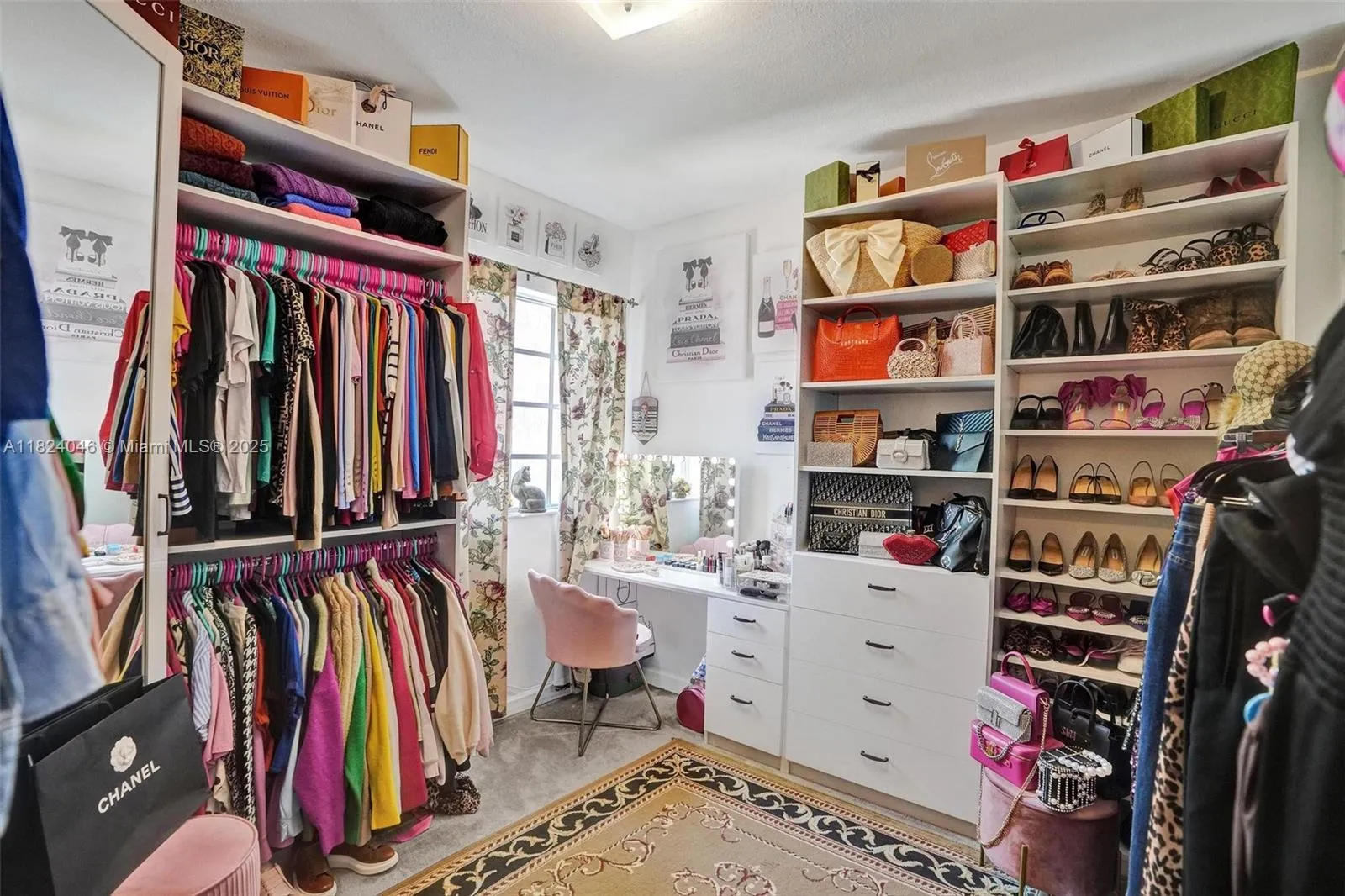 Miami, Florida 33194, United States, 3 Bedrooms Bedrooms, ,3 BathroomsBathrooms,Residential,Active,155958