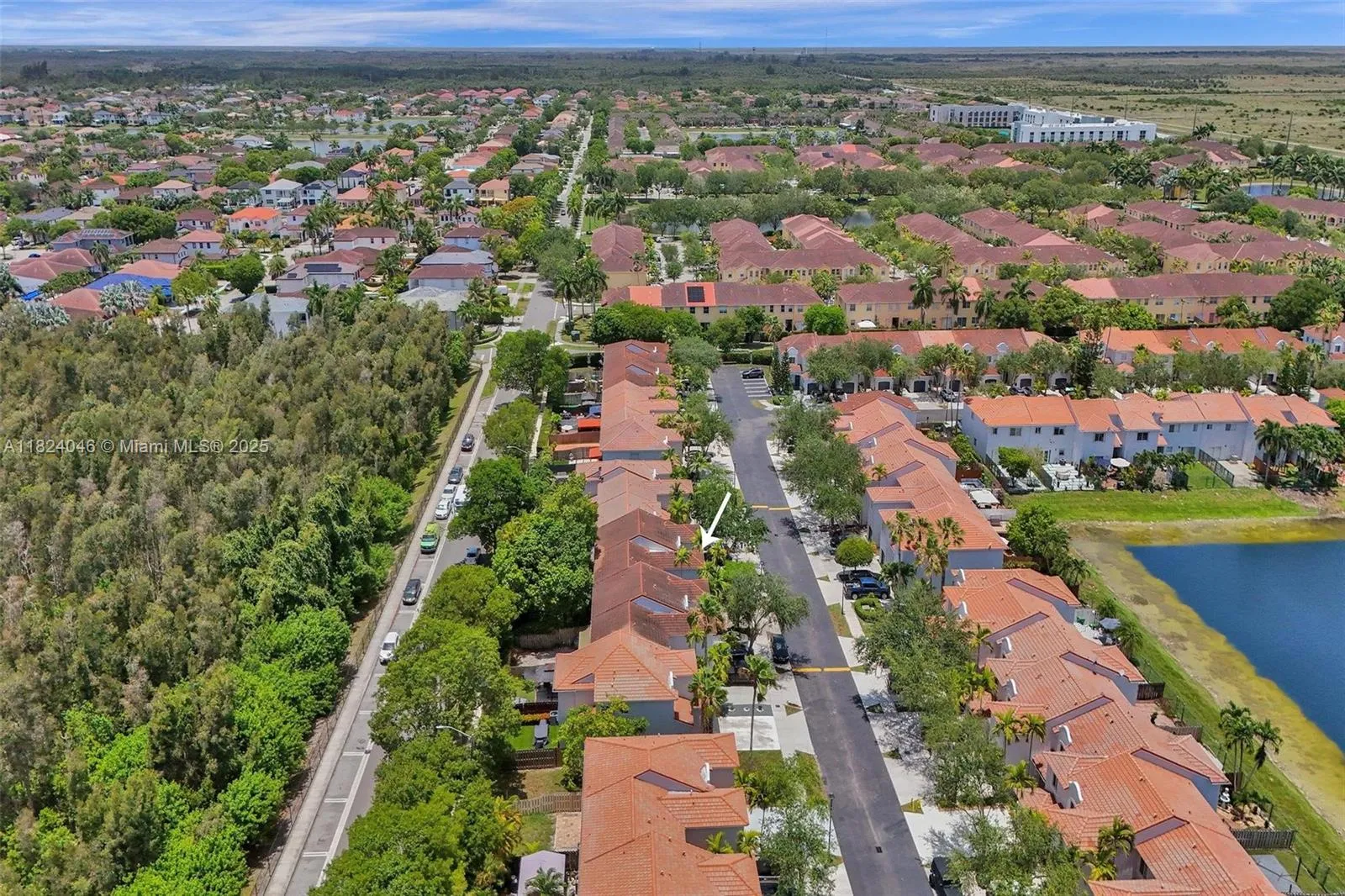 Miami, Florida 33194, United States, 3 Bedrooms Bedrooms, ,3 BathroomsBathrooms,Residential,Active,155958