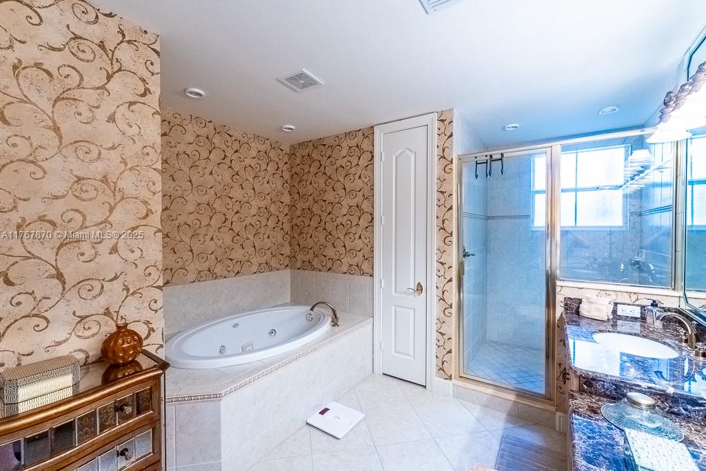 Avellino Isles A Condo - Residential