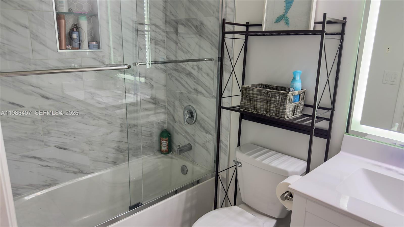 AQUABELLA SECTION TWO - Residential Lease