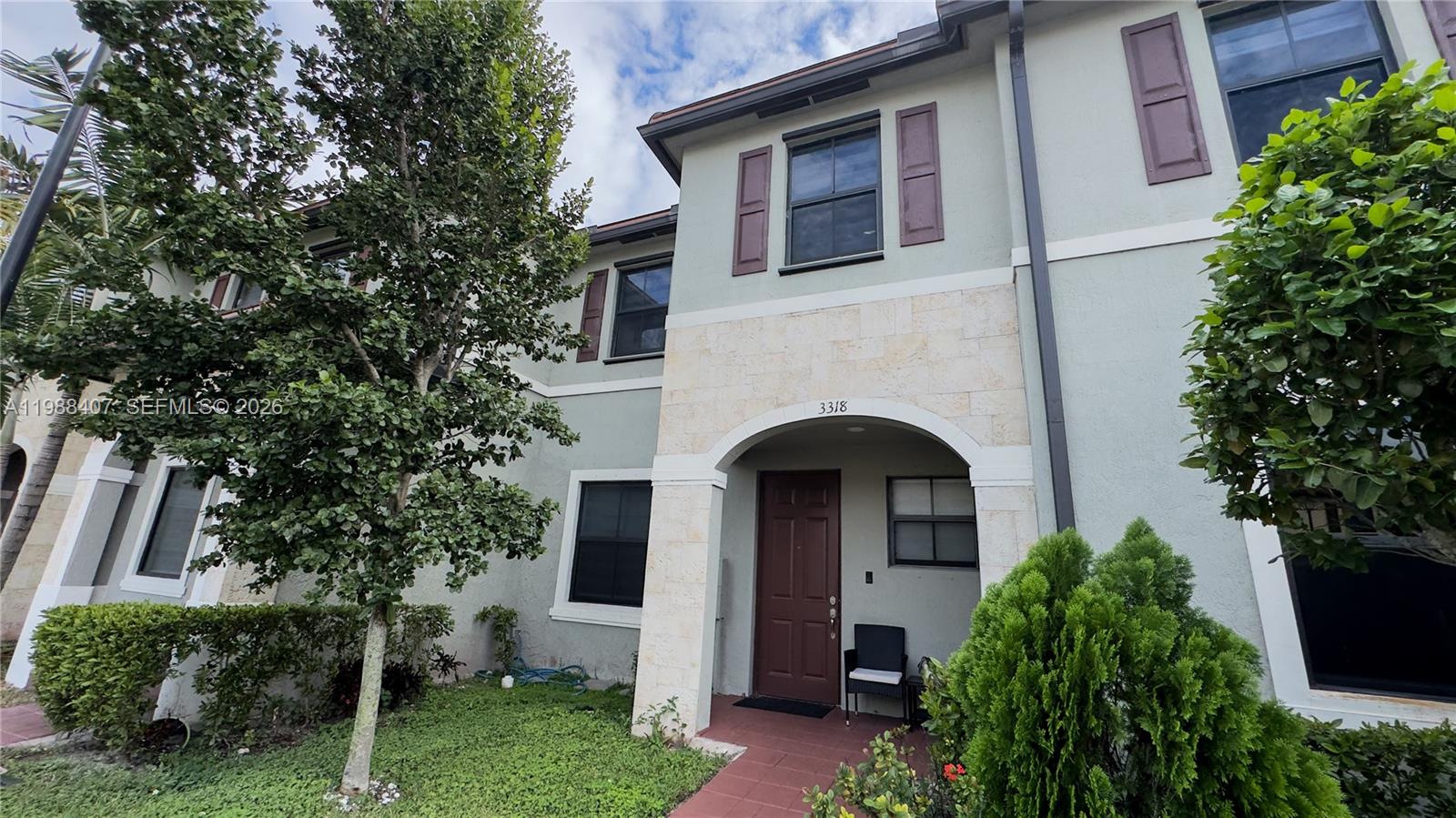 AQUABELLA SECTION TWO - Residential Lease